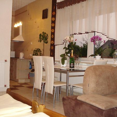 Pokoje Goscinne Irga Apartamenty Starogard Gdański Exterior foto